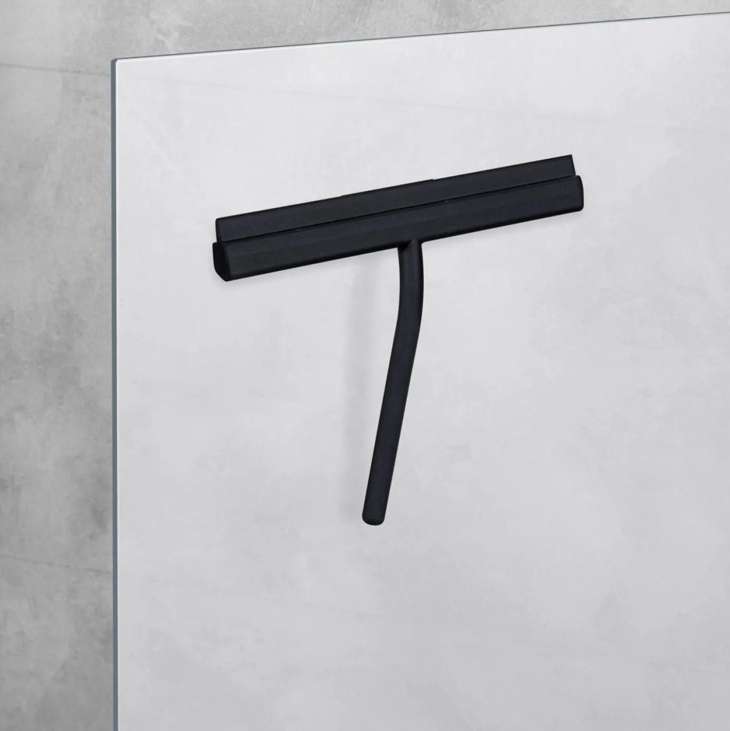 Bad- & Duschabzieher Agana mit Magnethalterung WENKO