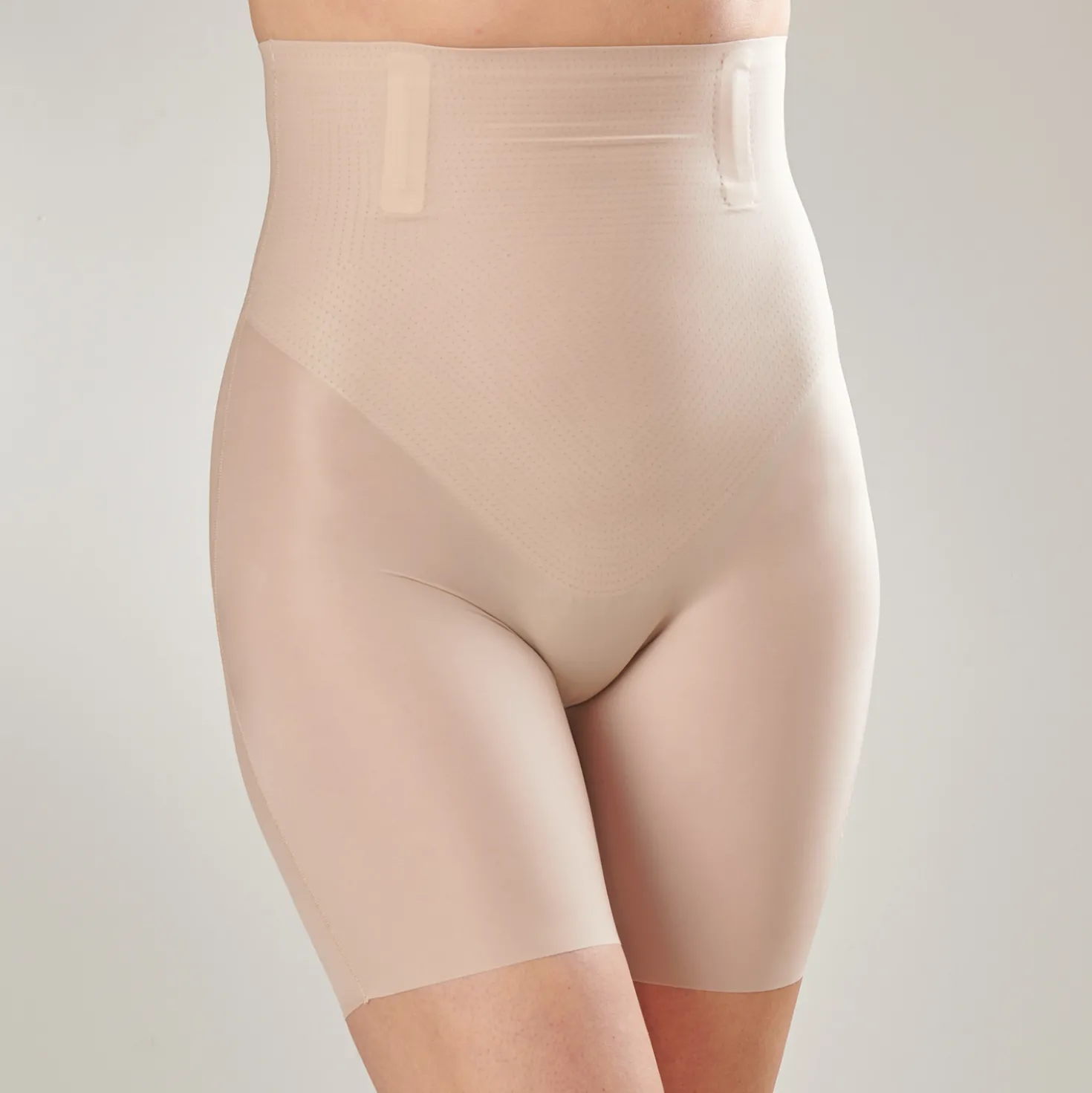 High-Waist-Panty mit Kühleffekt beige