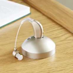 Hörhilfe Außenohr mit USB