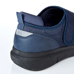 Komfort-Schuh mit Klettverschluss blau