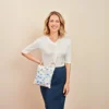 Schultertasche "Blaue Blumen" mit RFID-Schutz