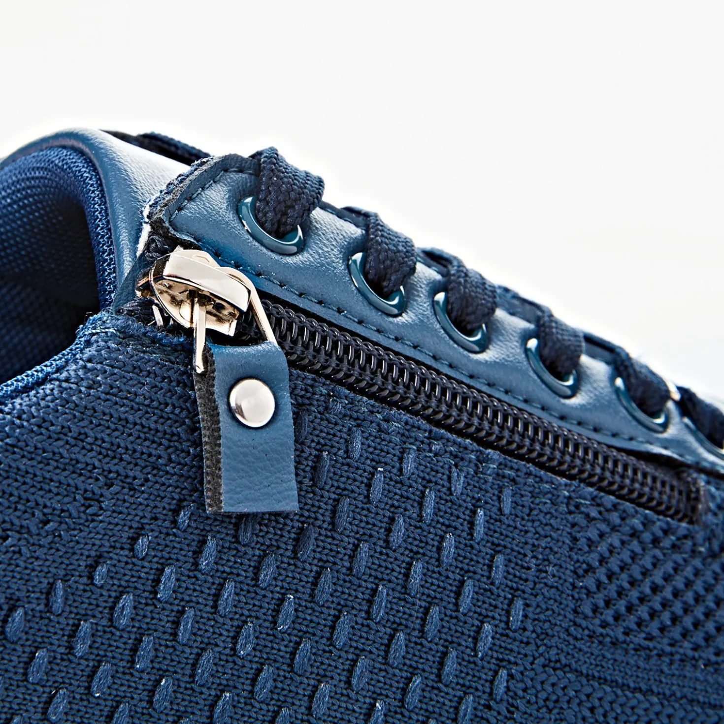 Sneaker "Marla" navy Amélie di Santi
