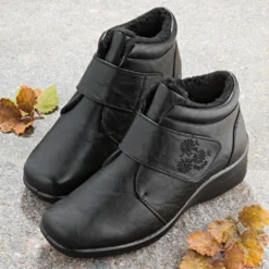 Stiefelette "Wilma" schwarz